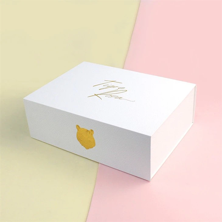 Custom luxury white magnet flap clothing paper box foldable magnetic closure gift boxes with black ribbon (3)